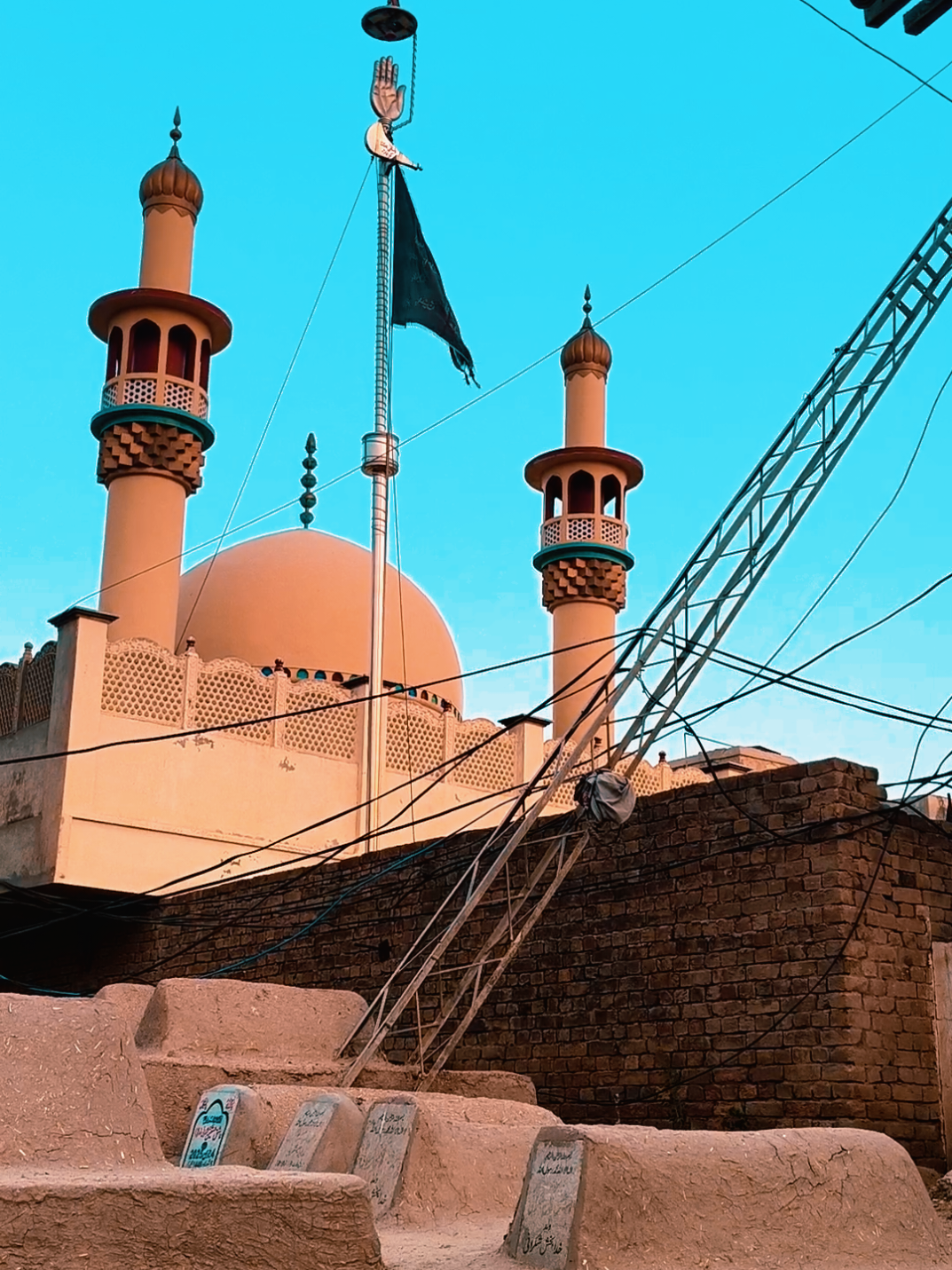 @ذیشان حیدر