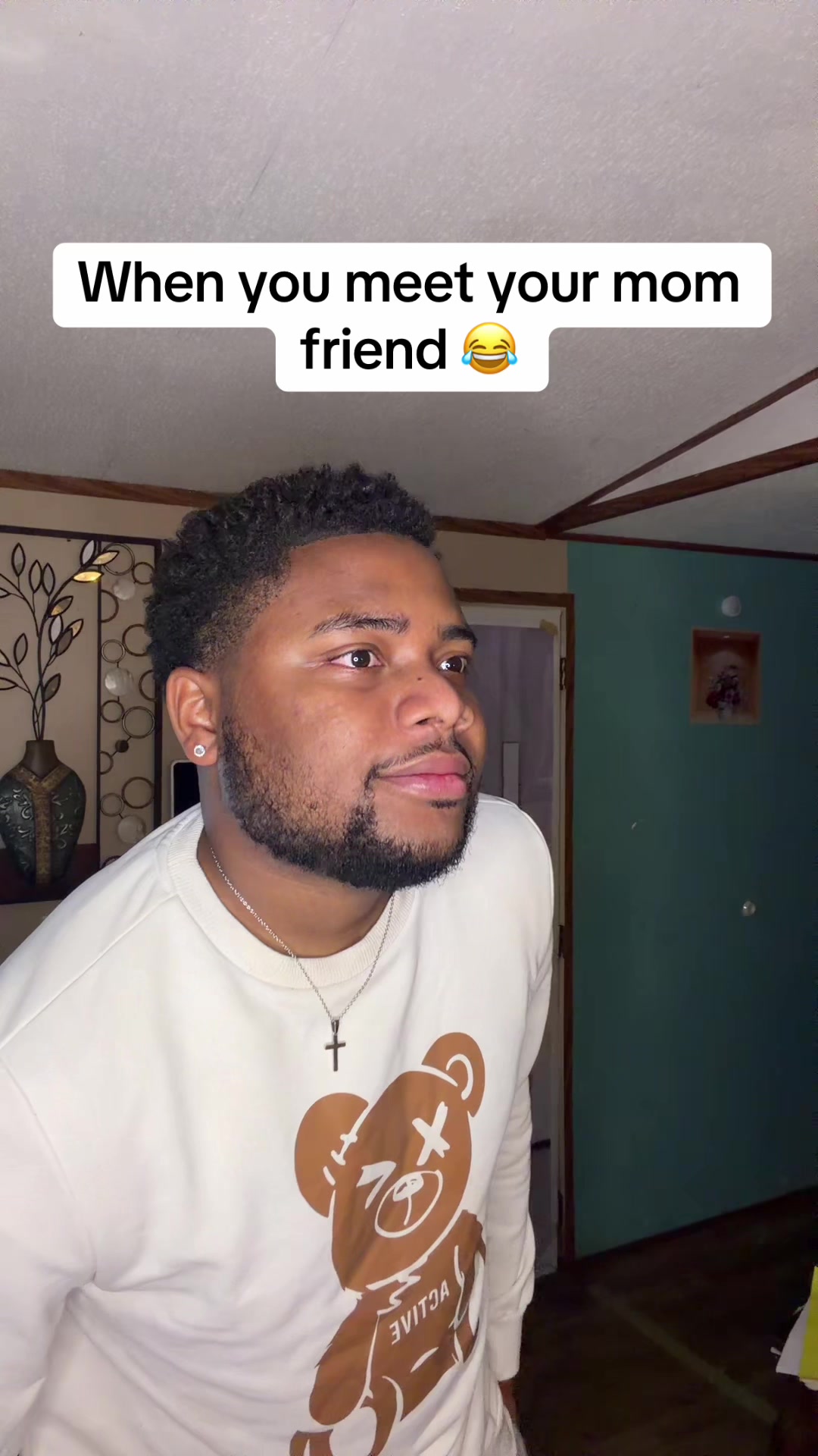 @travaughnsmith