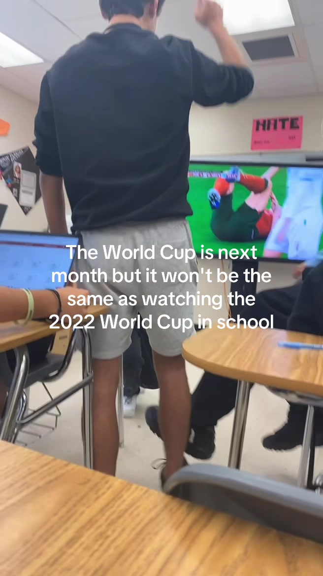 @🍨