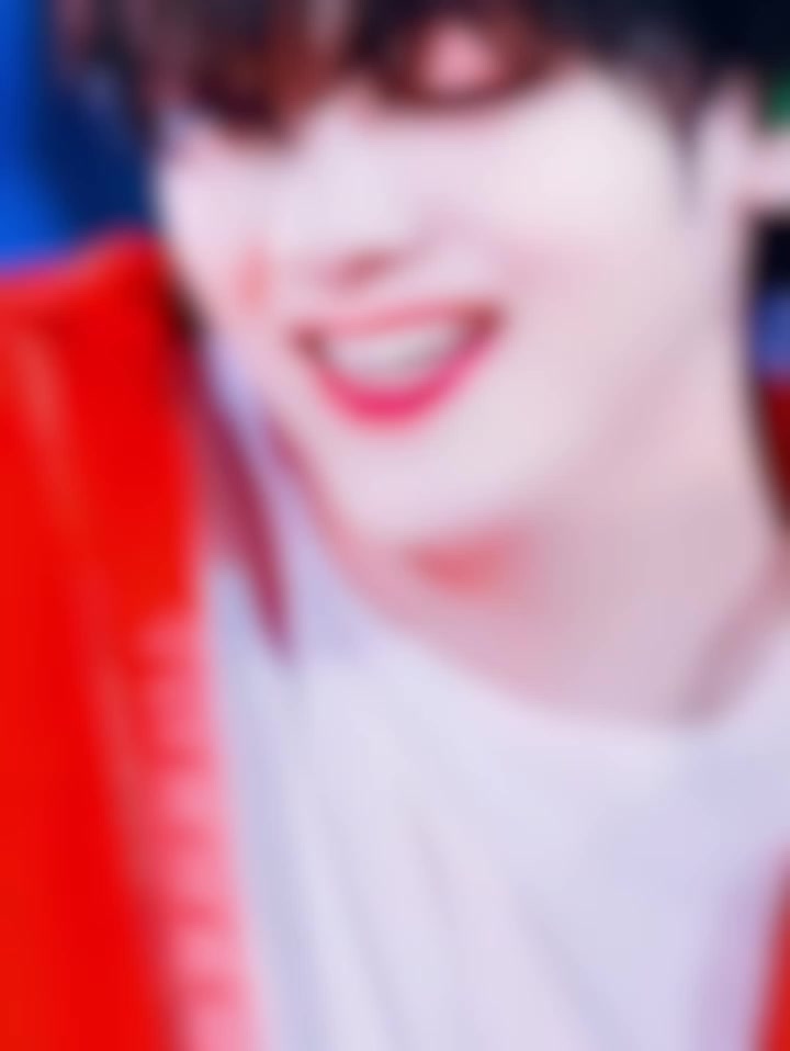 @★