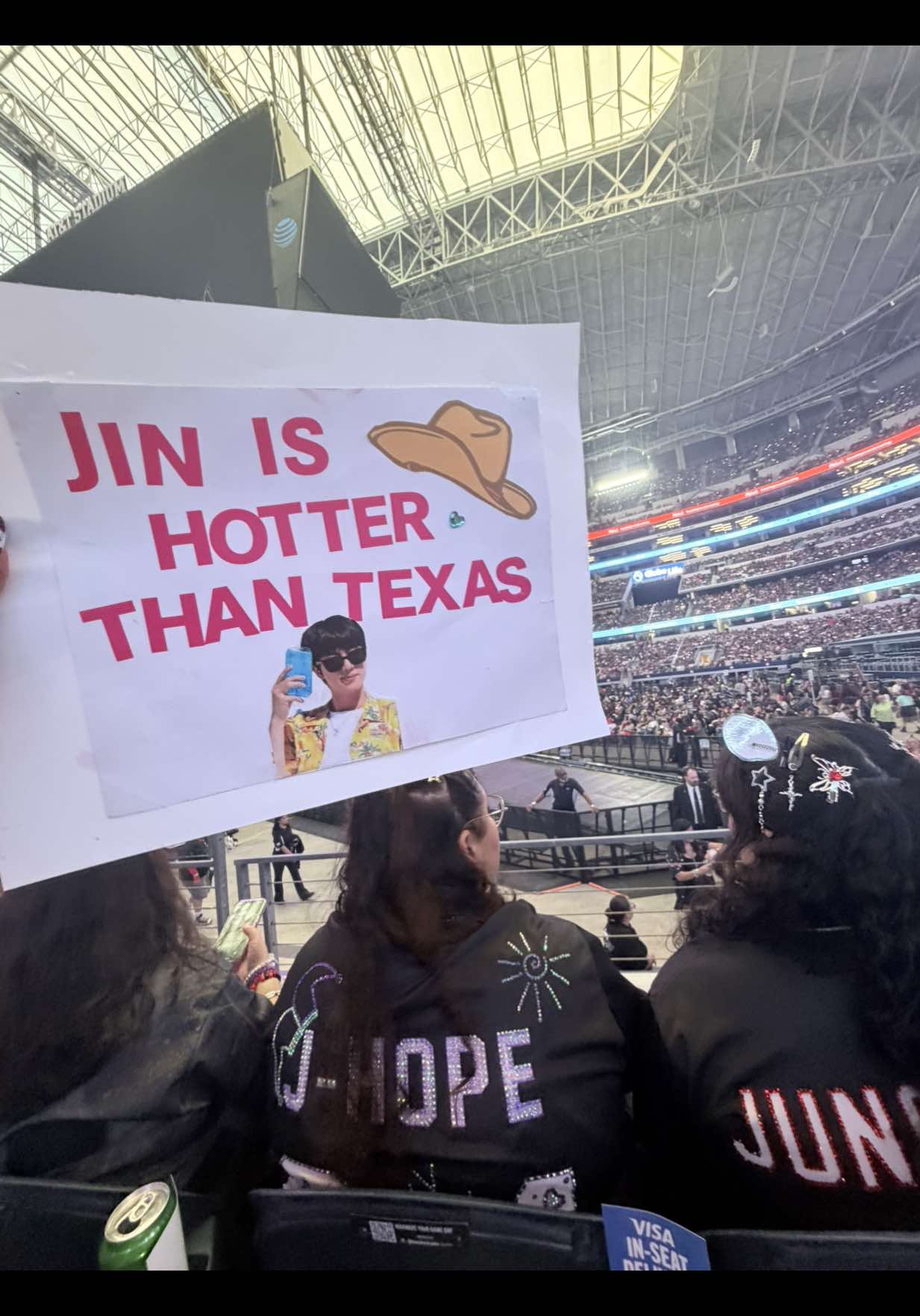 @Meowngi SAW BTS!⊙⊝⊜