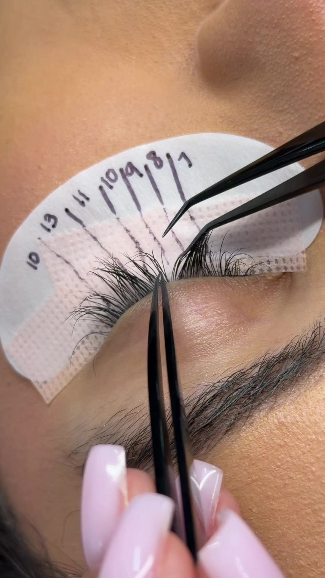 @Mauvella Lash Academy