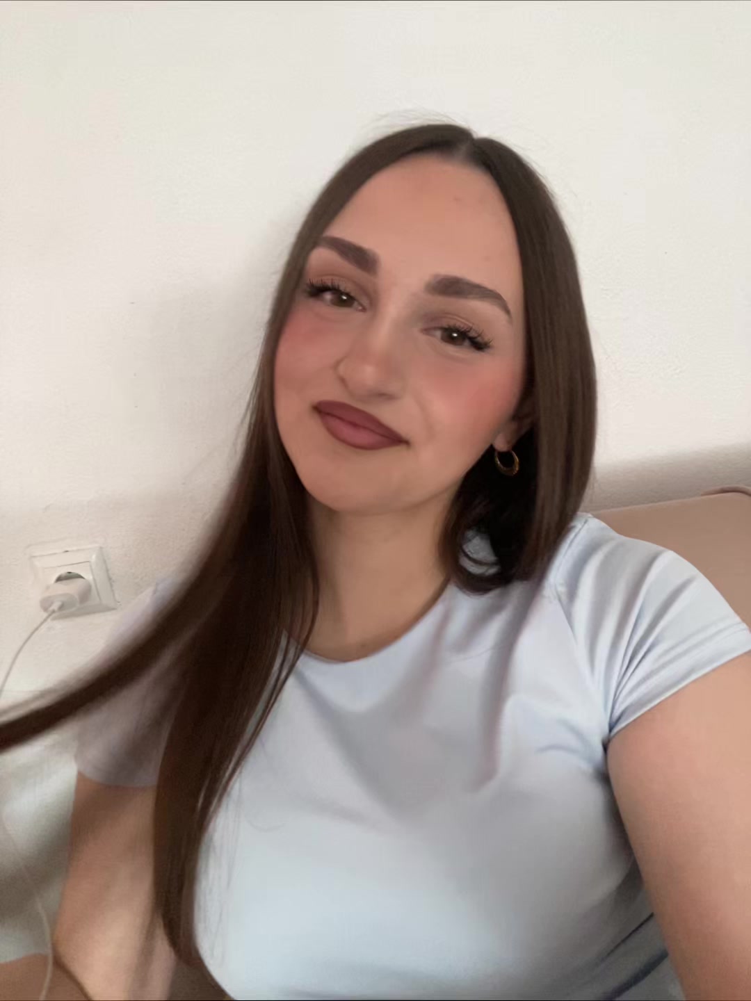@leonisa