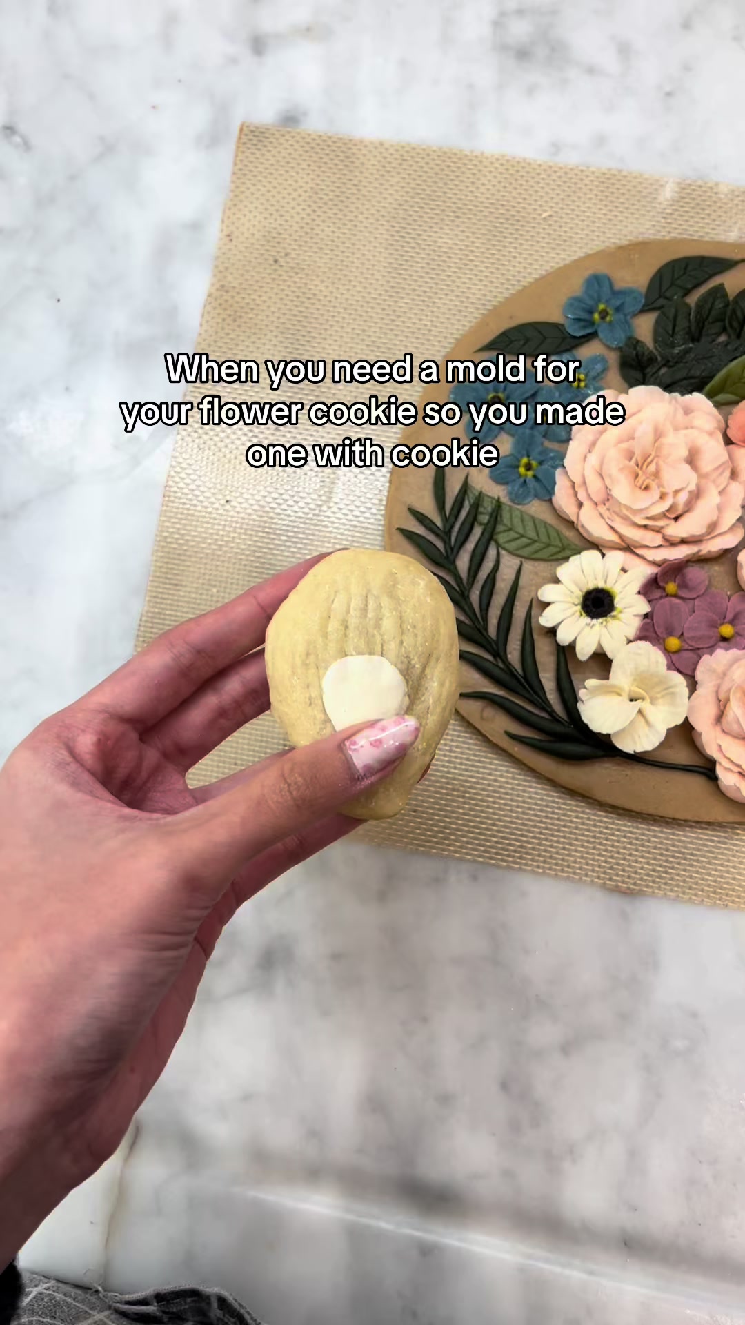 @Flower cookies lady