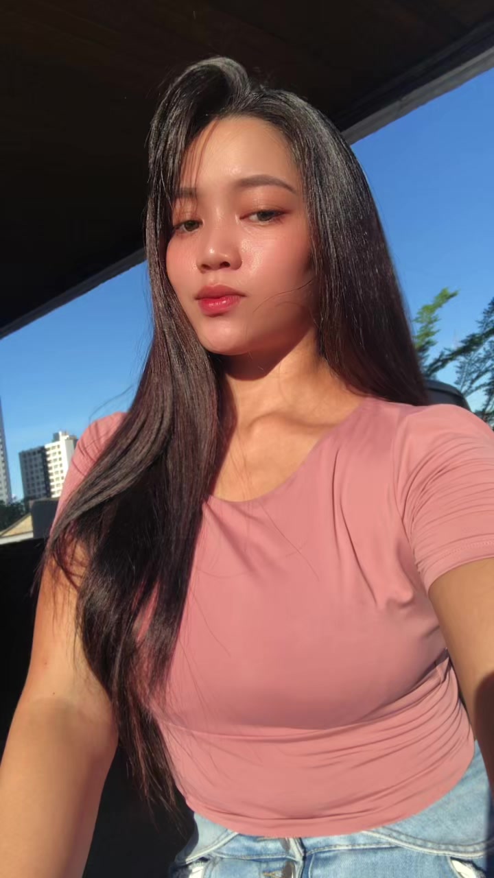 @Christine Genon