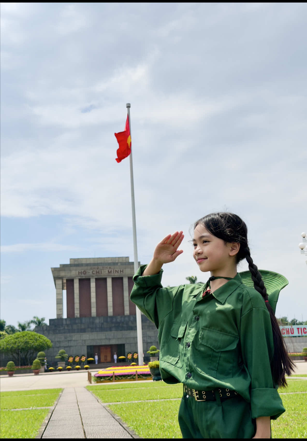 @Lê Ngọc Vy (Bella)