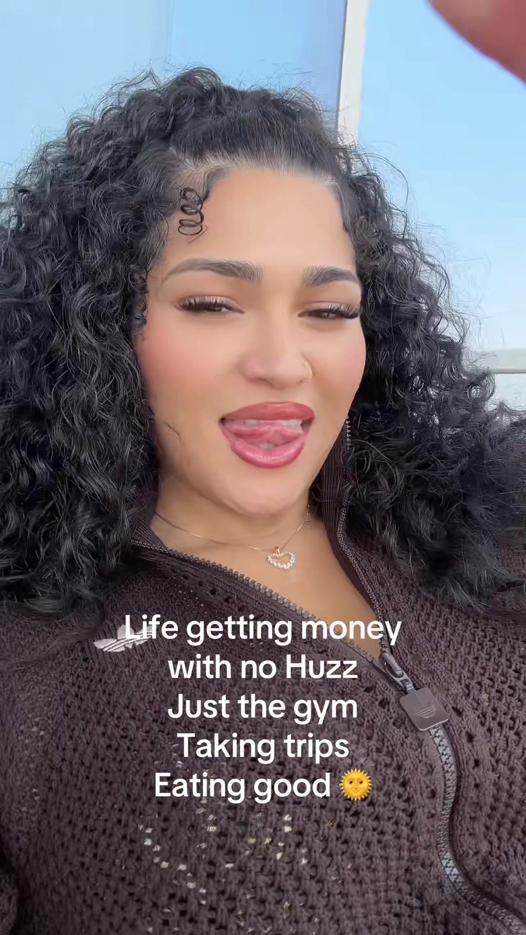 @Glo✨