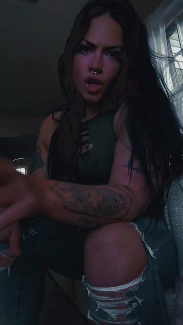 @UnrulyDamsel