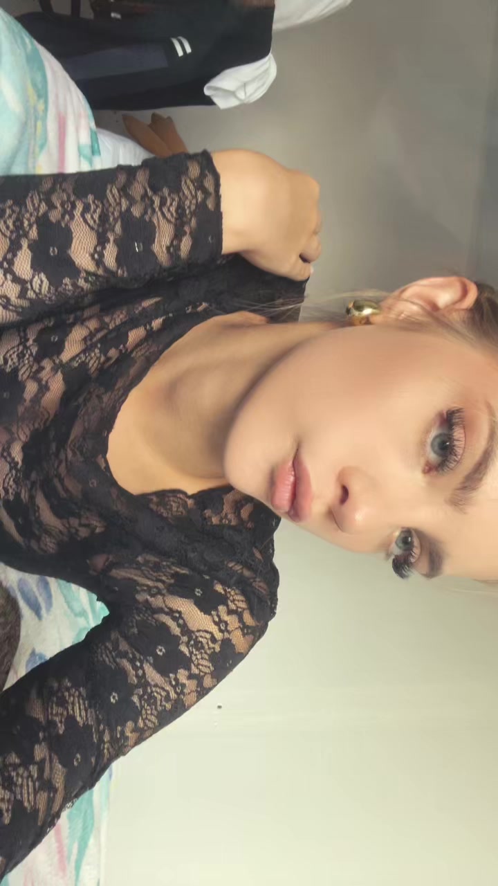 @ᴍᴇʟʟᴇʀ 🥥