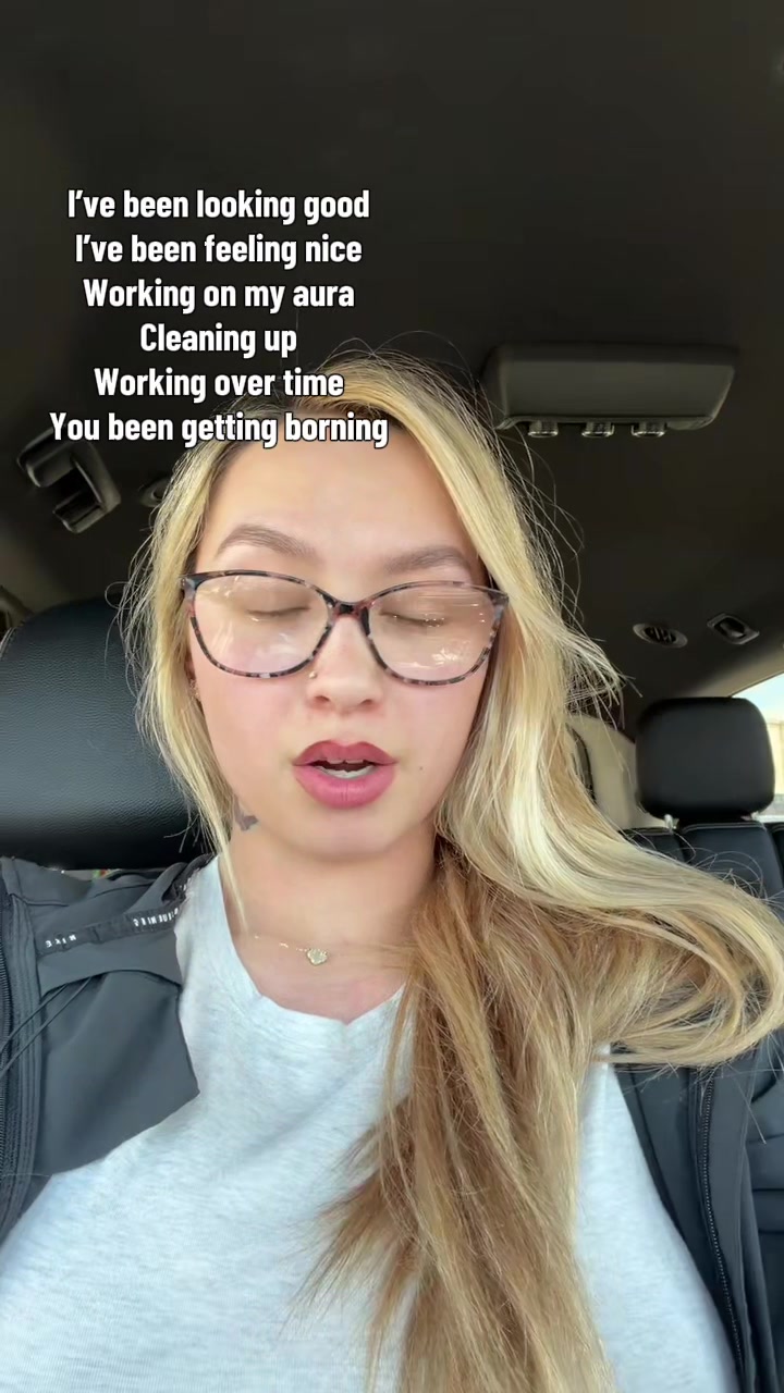 @Azra🌎