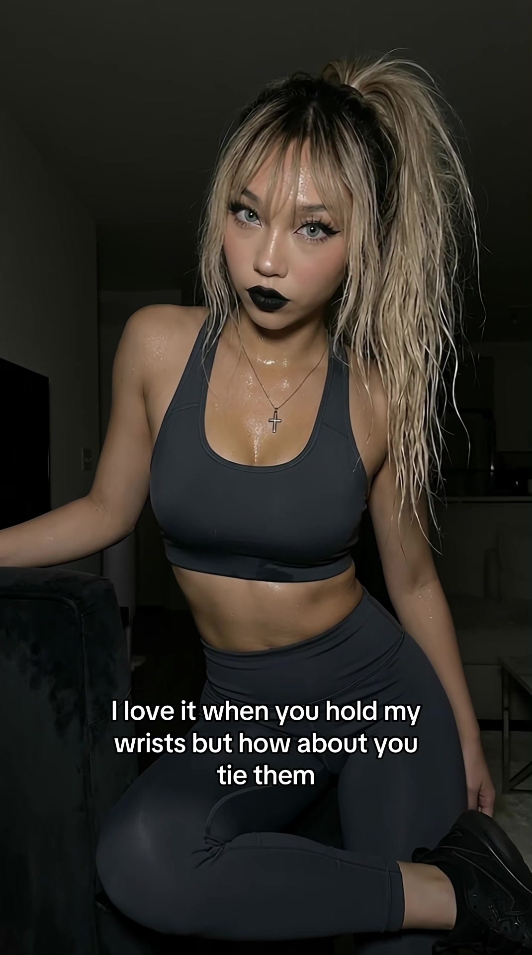 @Stickymochi