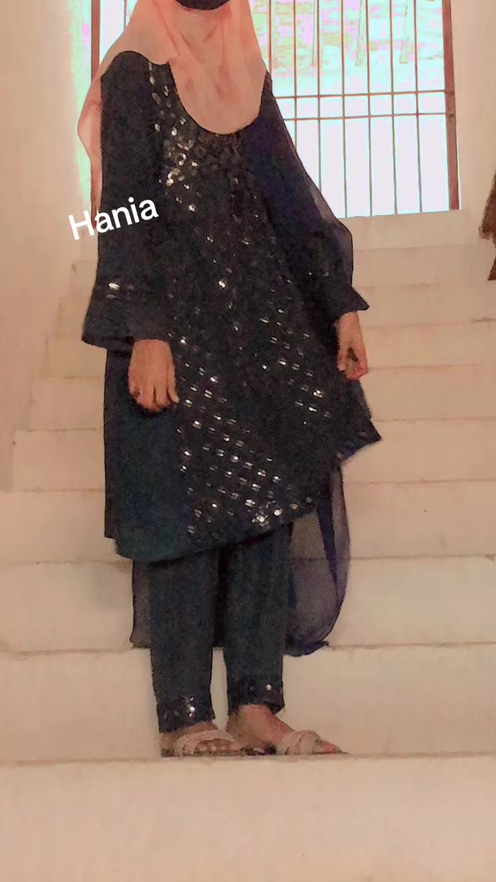 @Hania😎🤗😉