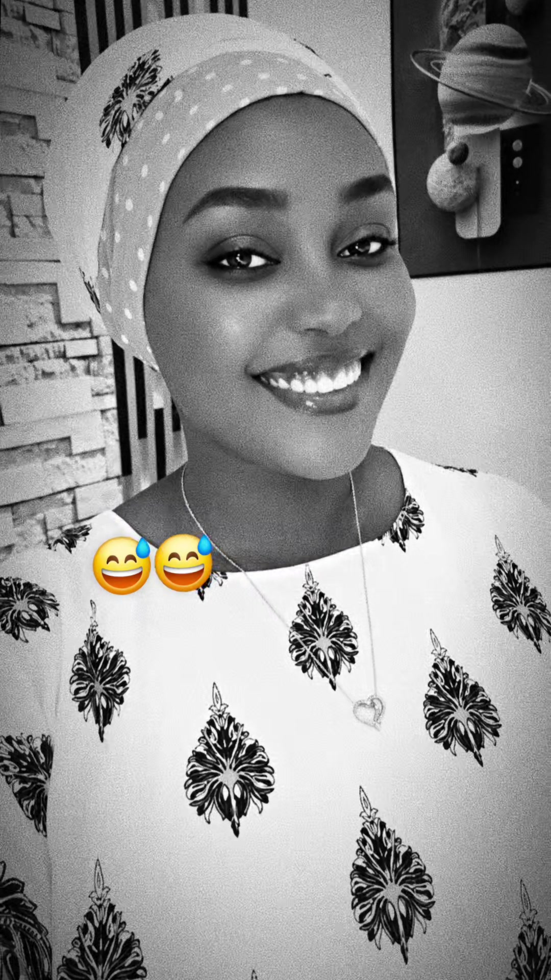 @TahiyahWally 0709908579✈️