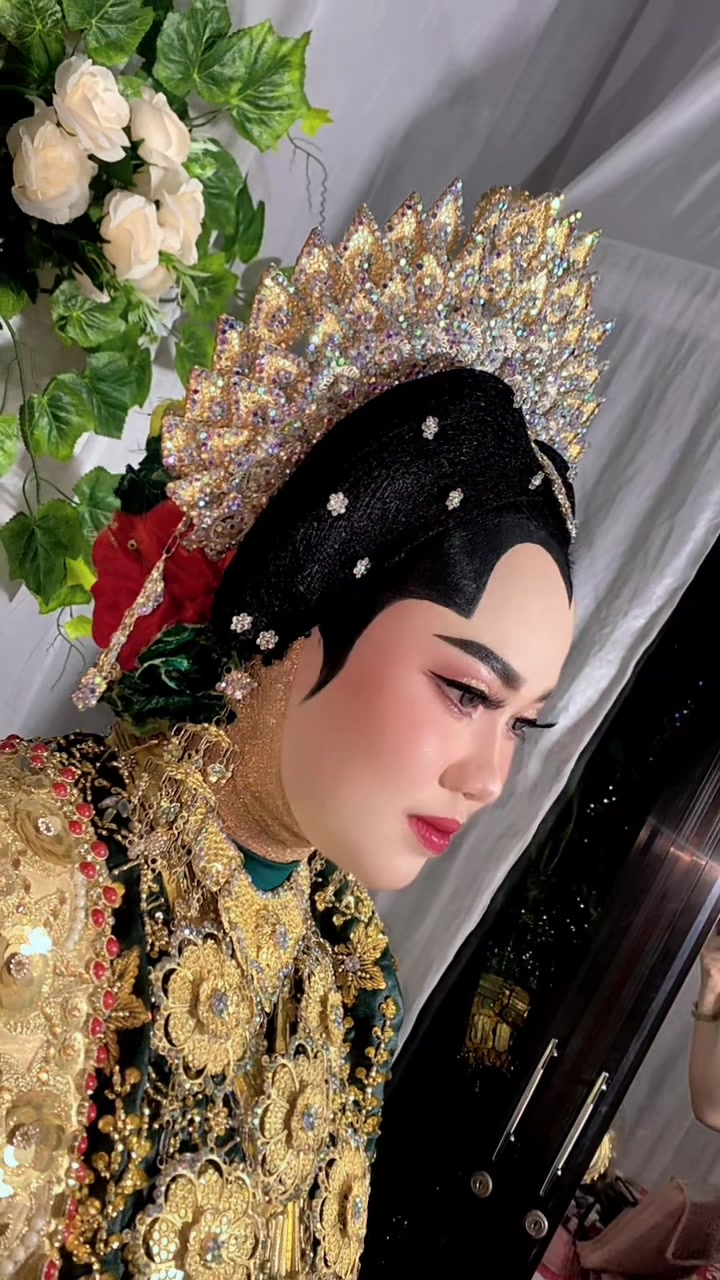 @hermawatimakeuphairdo,MUABone