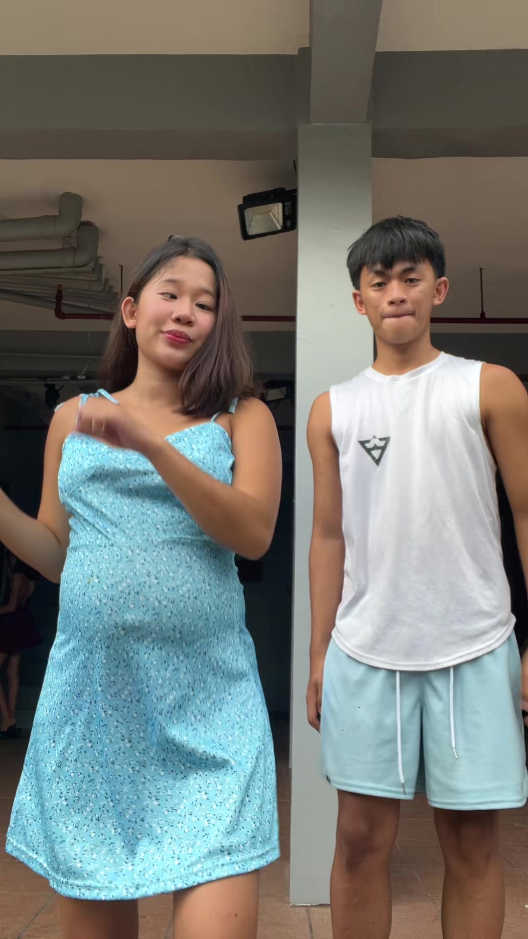 @Andrew🇵🇭🇬🇸
