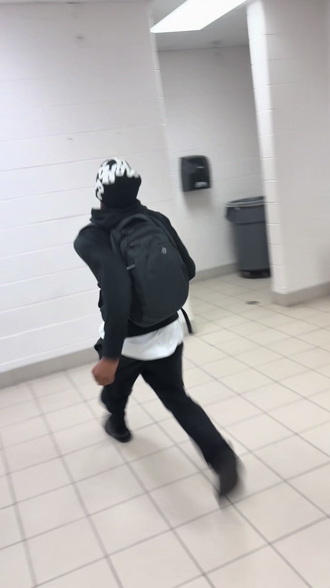@Abg🤝3fo