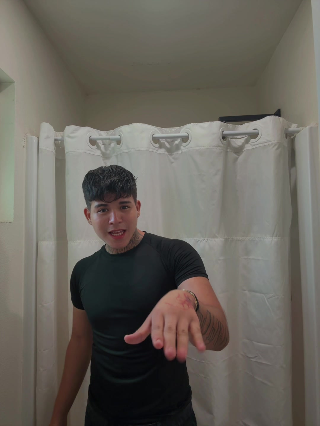 @uncle.j0nny