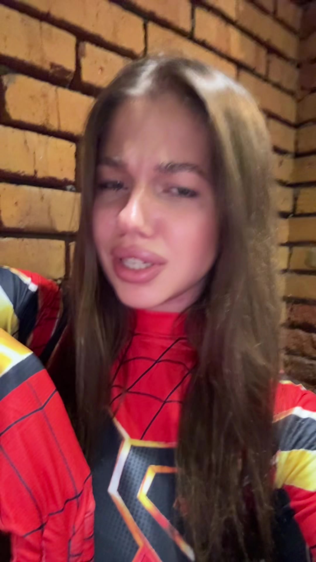 @angelinchab
