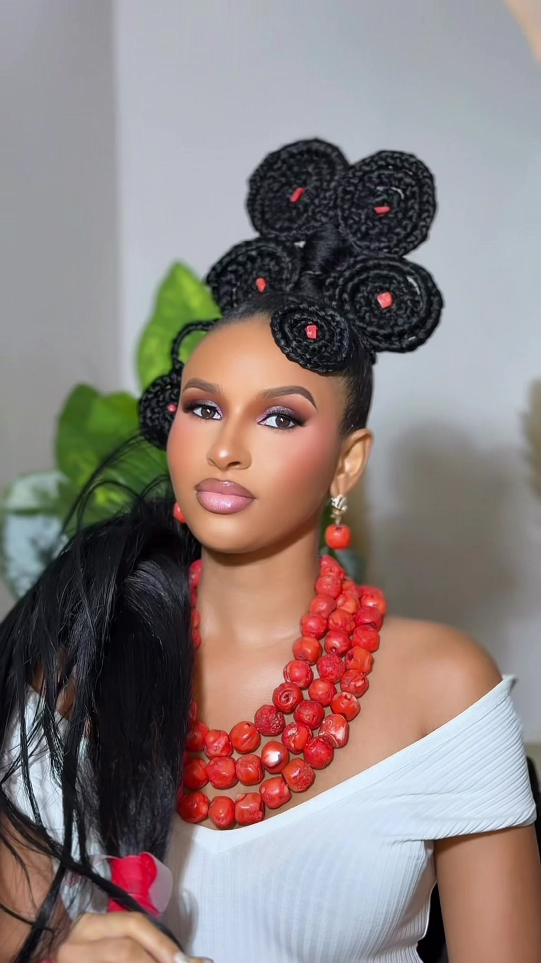 @glambybibee