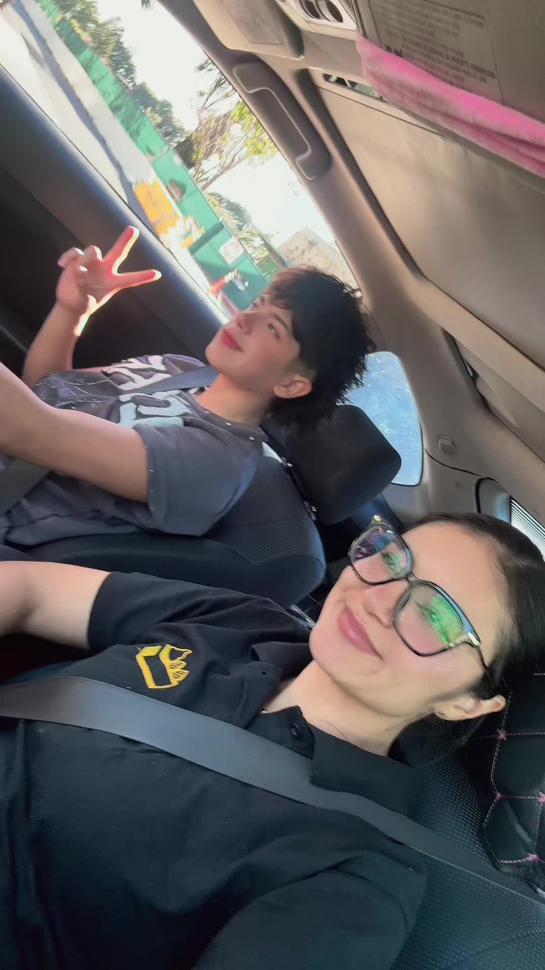 @Juan ☄️Alexandra👩🏻&zwj;🤝&zwj;👨🏼
