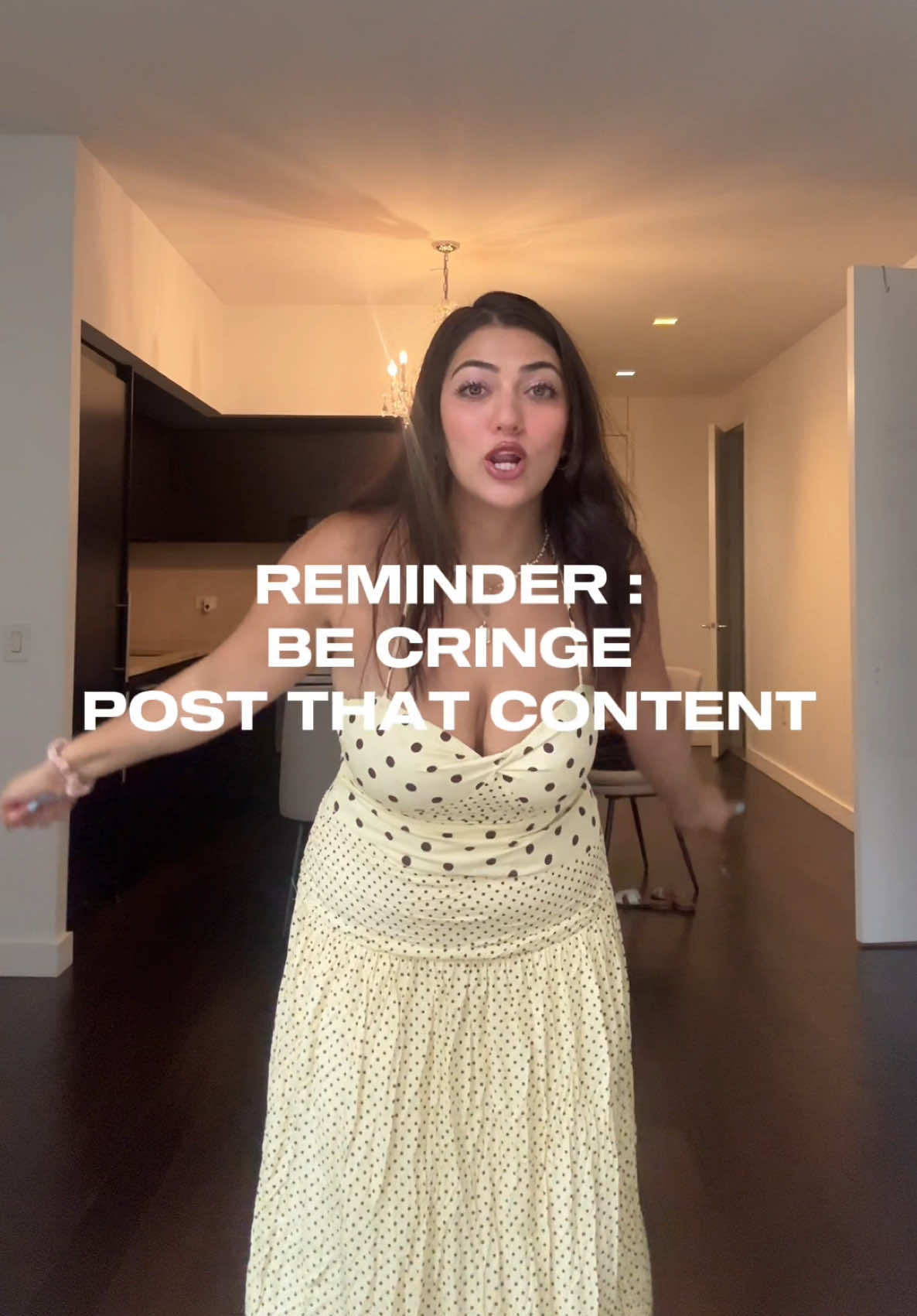@Tina Angelina| UGC