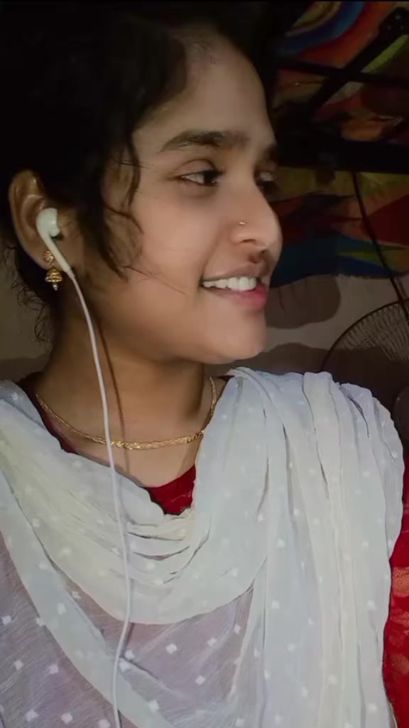 @সুমি