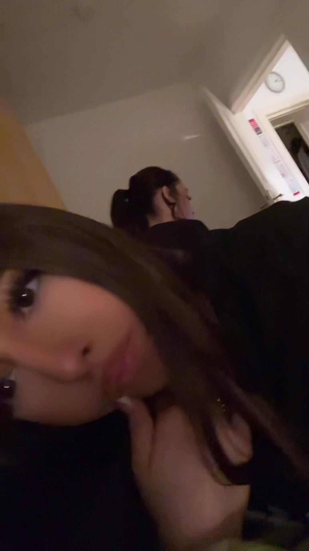 @J2q