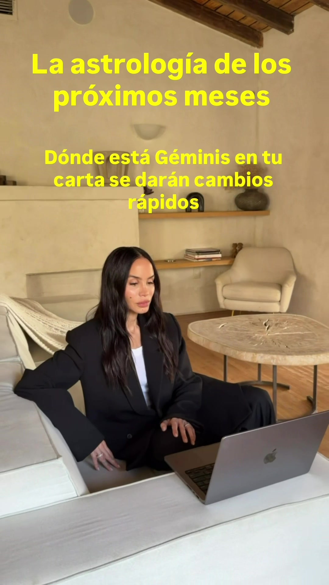 @Mia_Astral