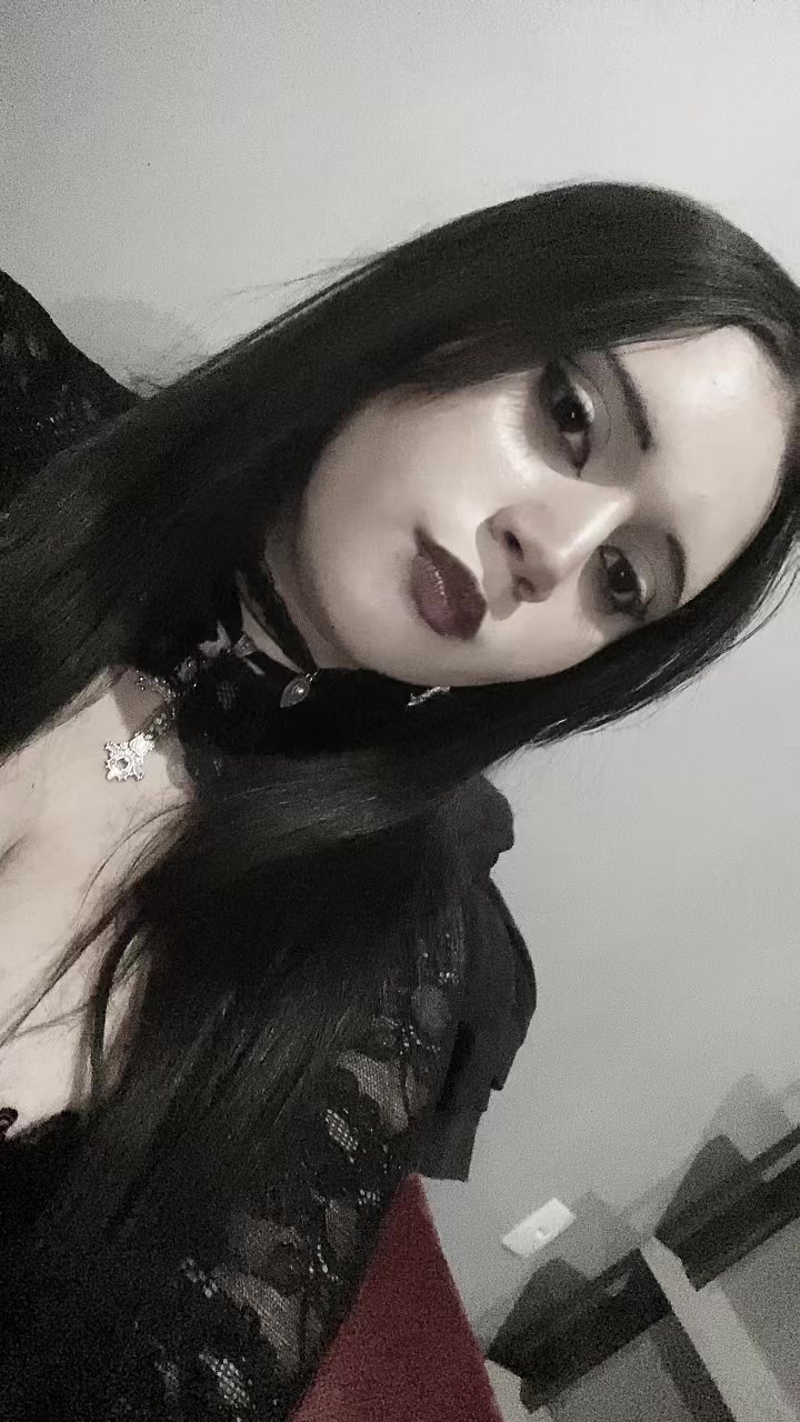 @𝓙uka 𓋹🦇⩜⃝ ♀️