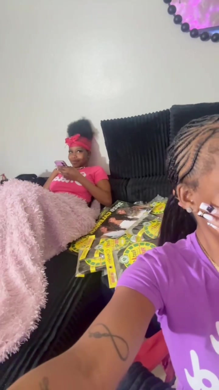 @💜Makayla & Makyla🩷