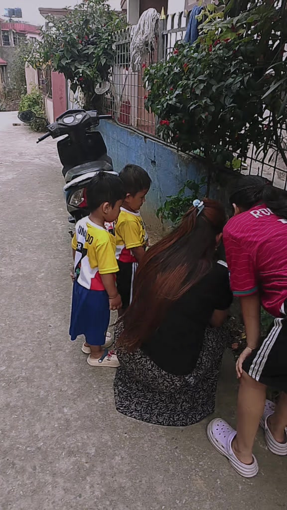 @Adhikari Dada2