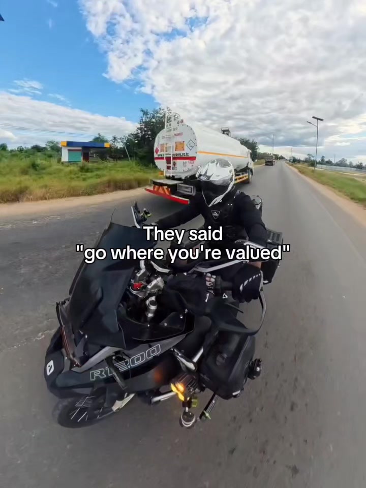 @Edgar🇹🇿