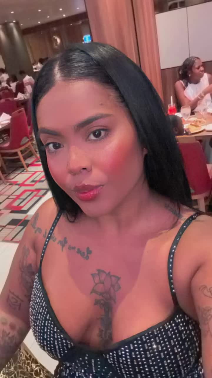 @💛🦄Aleysha Mendoza🐻💛