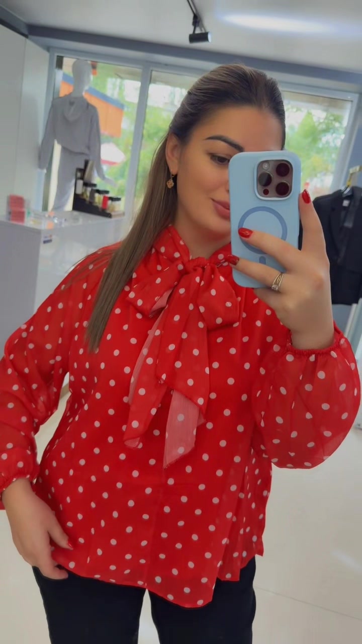 @Elena Novac