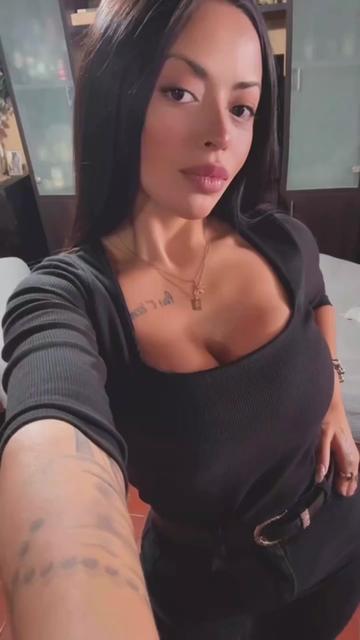@️