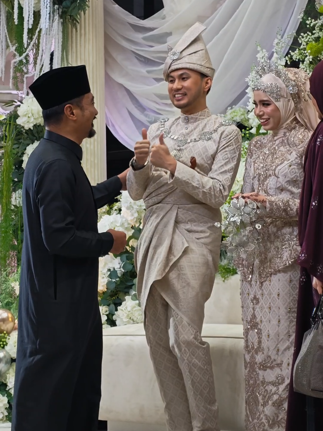 @Azmizam Zaman Huri