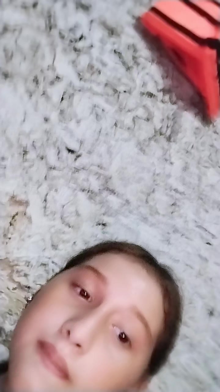 @hellosss 😝✌️