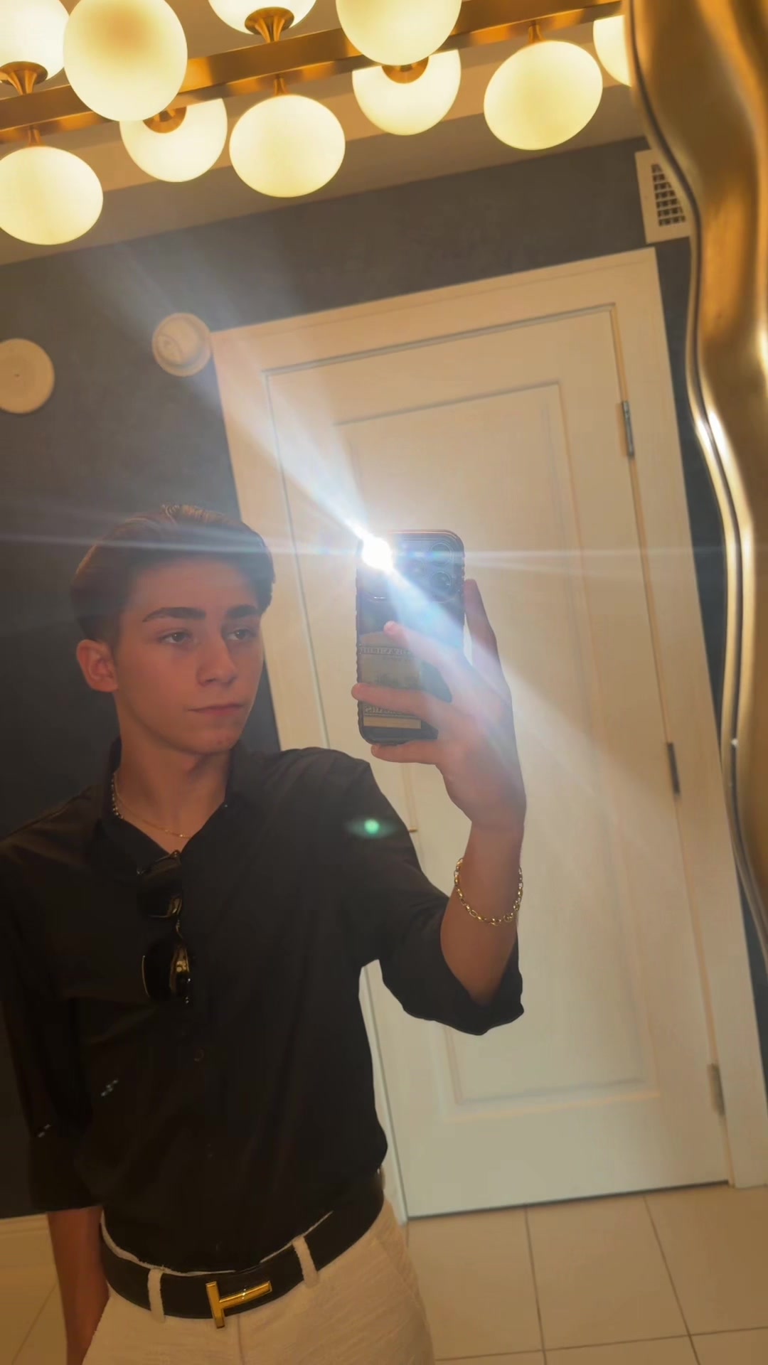 @✝️