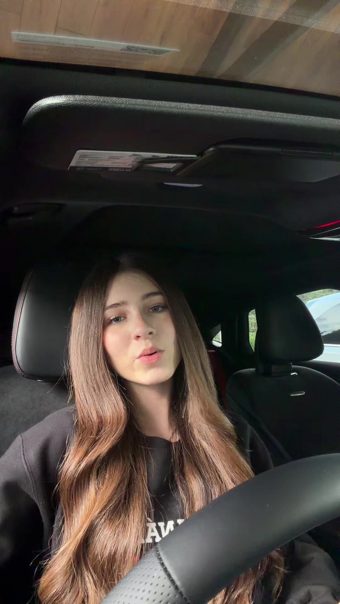 @Moni
