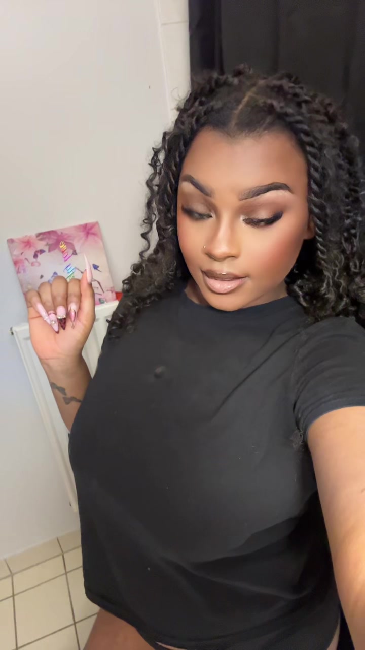 @Lisa cyrielle