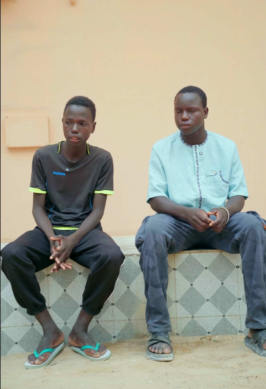 @Modou.com&eacute;dien