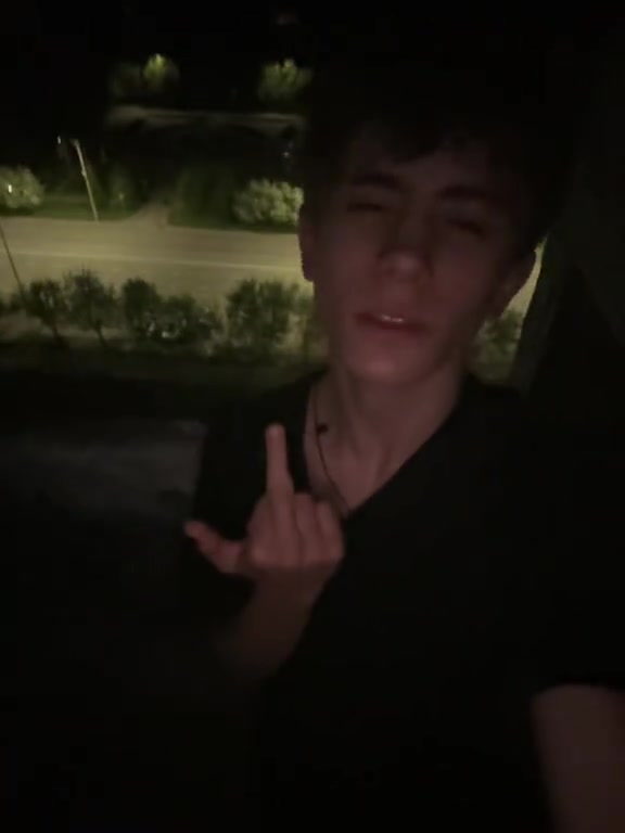 @XVI1nvIR
