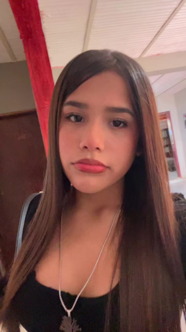 @🧣