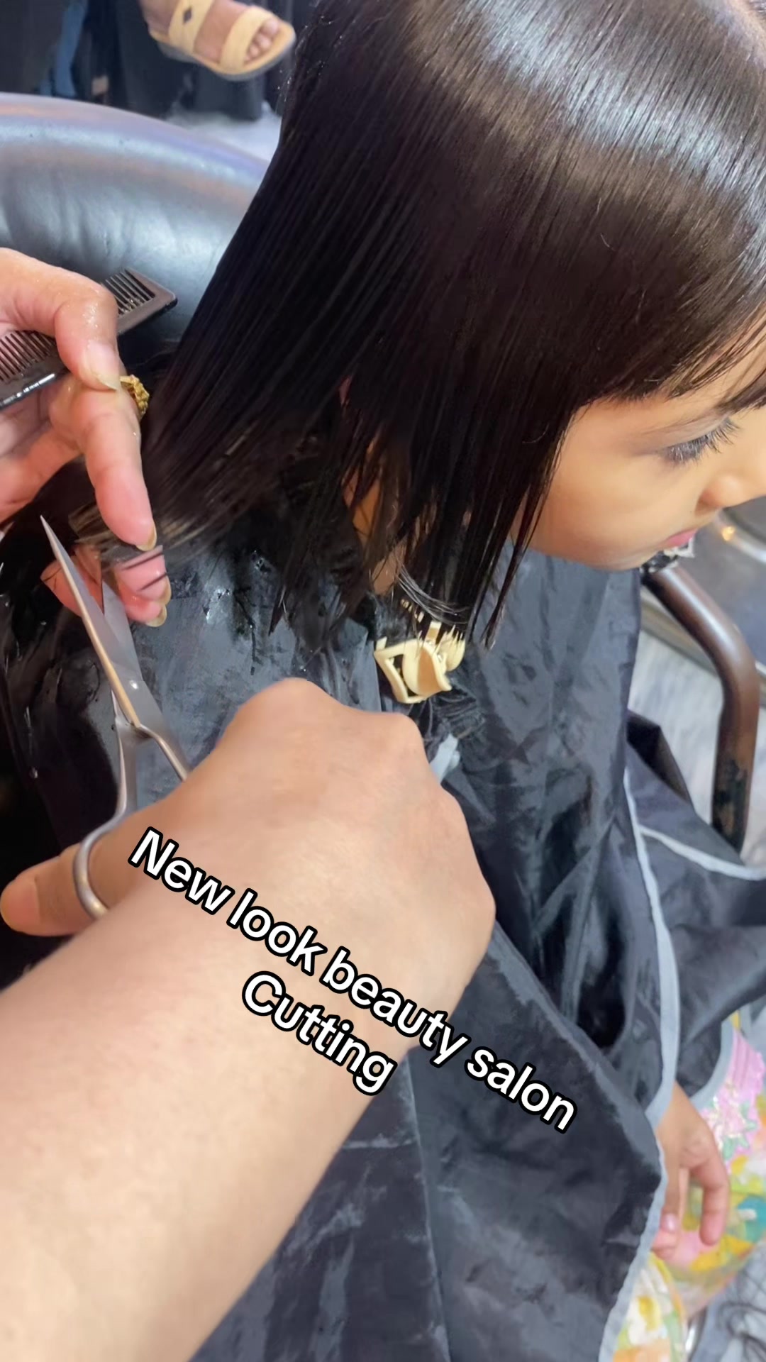 @New look beauty salon043