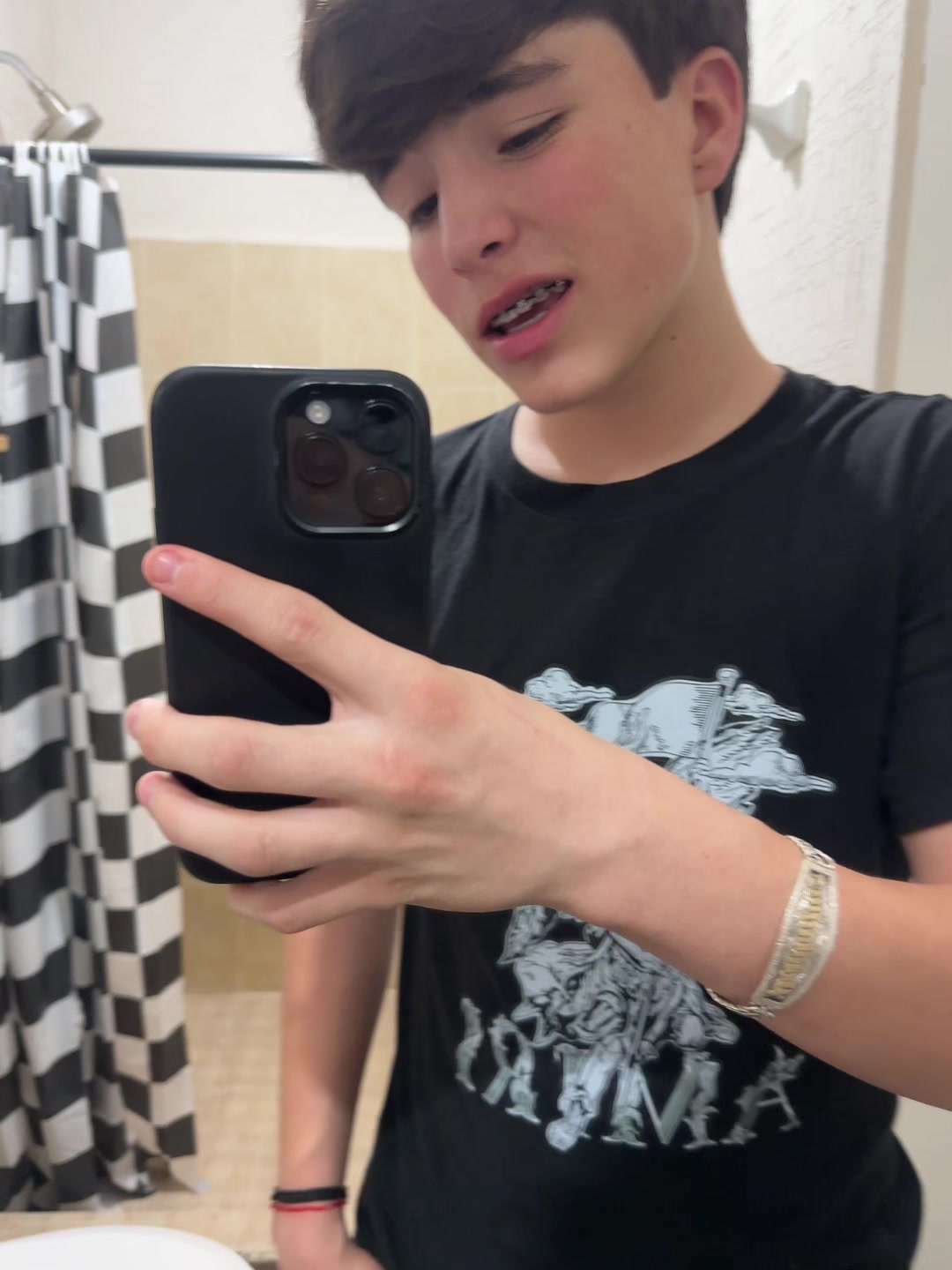 @𝑀𝑎𝑛𝑢𝑒𝑙𝑖𝑡𝑜