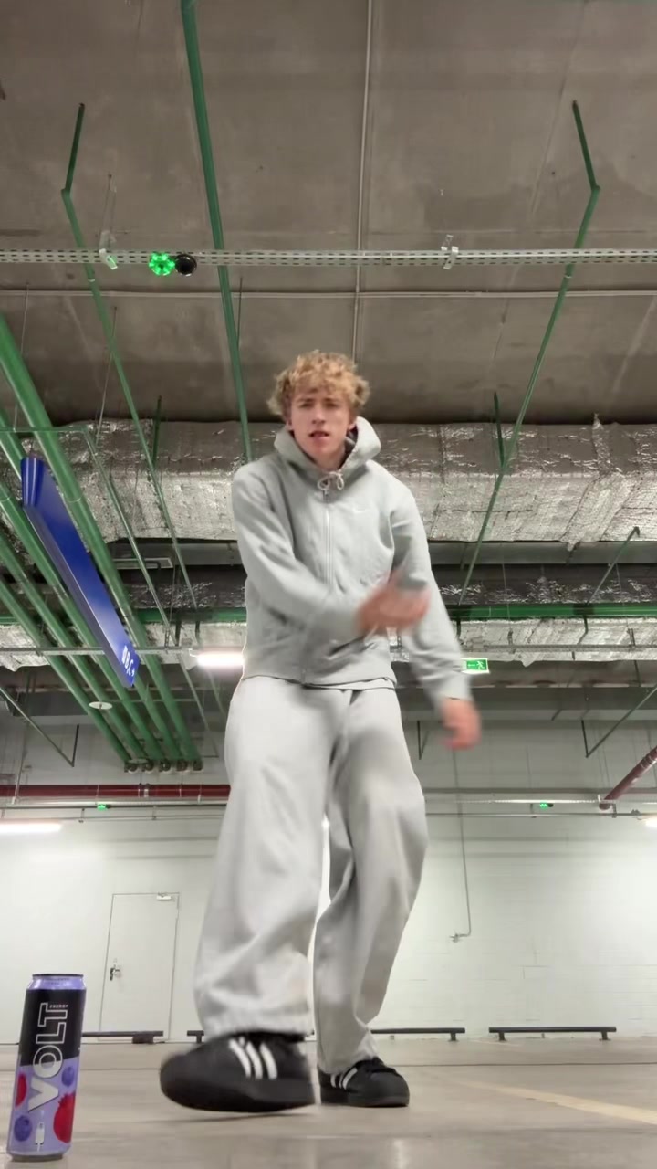 @rukopáska