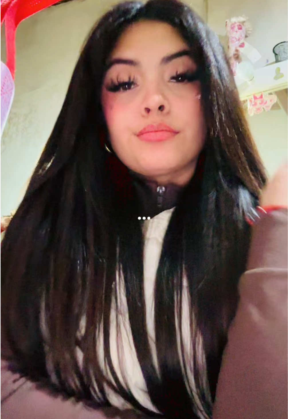@SOYTIARA 👑