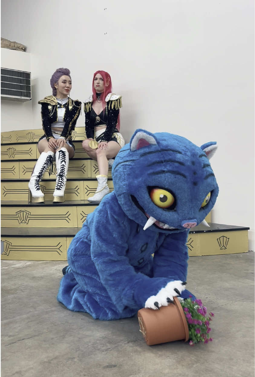 @HeyLianne cosplay