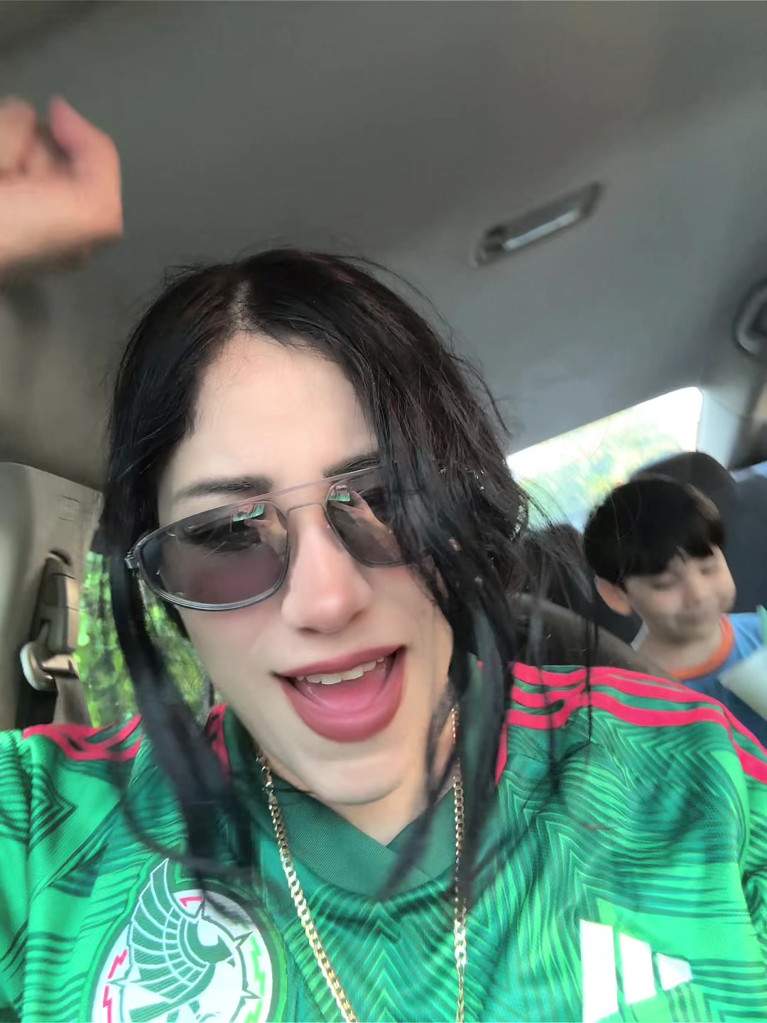 @Zurda