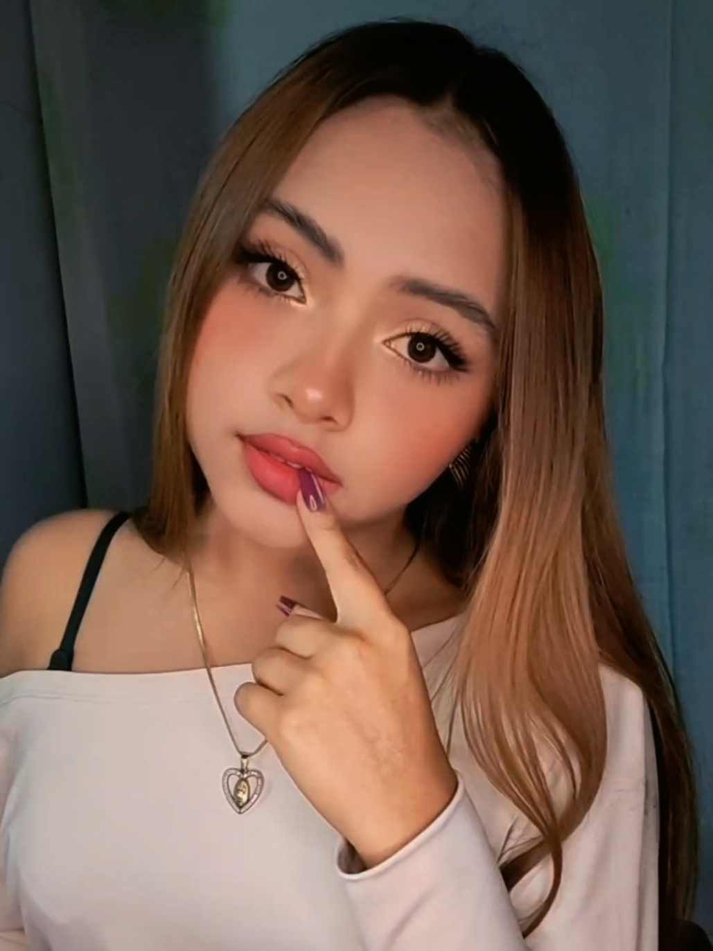 @ANYHELI💛